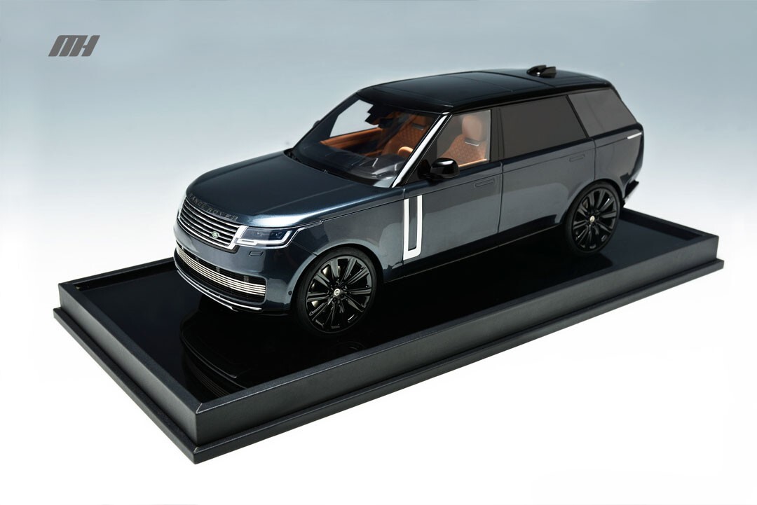 RANGE ROVER SPORT 公式ミニカー 1/64 LCD 2022 Land Rover Range Rover (White with Black Top