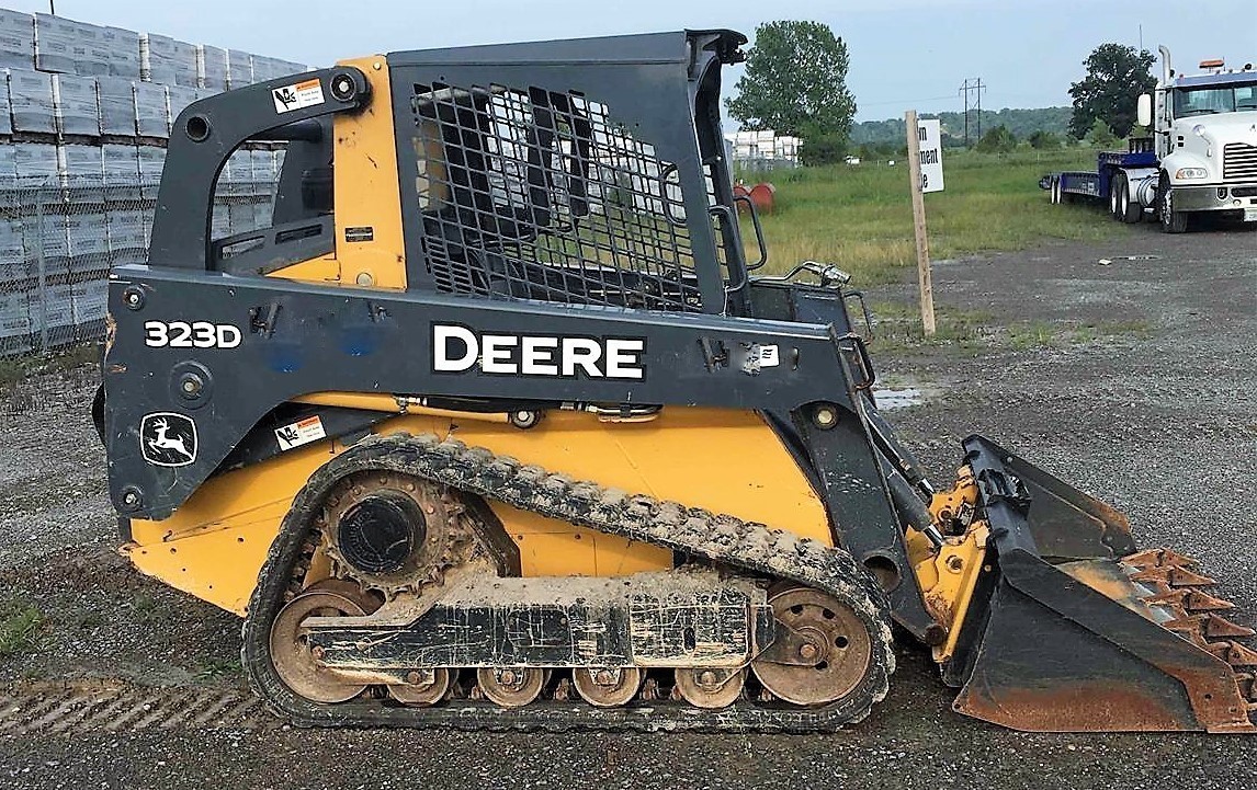 GENUINE JOHN DEERE 2012 323D TRACKED SKIDSTEER / LOADER 1960 HOURS