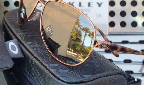 Pre-owned Oakley Feedback Sunglasses 4079- 3159 Rose Gold W/ Prizm Tungsten Polarized