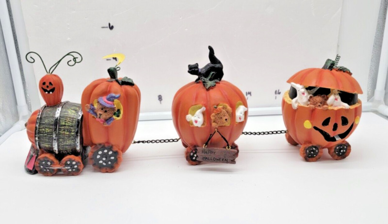 The Pumpkin Express Train Halloween Decoration, Seasonal Home Decor,