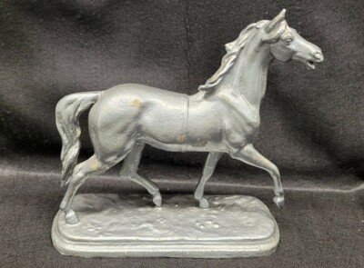 Metalware Cast Iron Horse Vatican