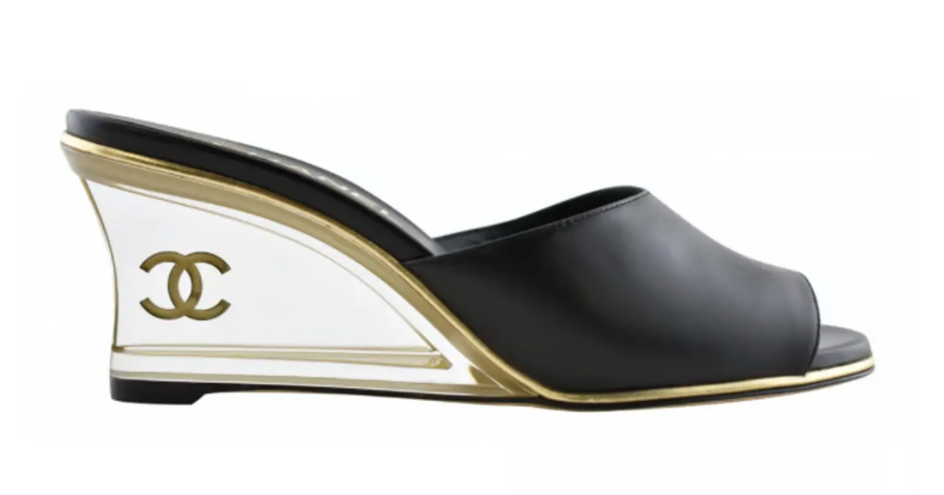CHANEL ゴールド ミュール 中ヒール Chanel Yellow Logo Slingback Heels – Treasures of NYC