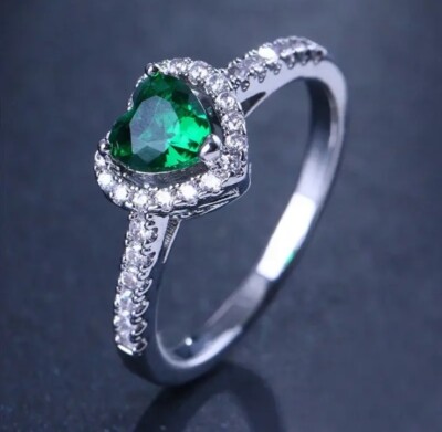 Silver 925 Elevated Green Heart Ring Size 6 - 52