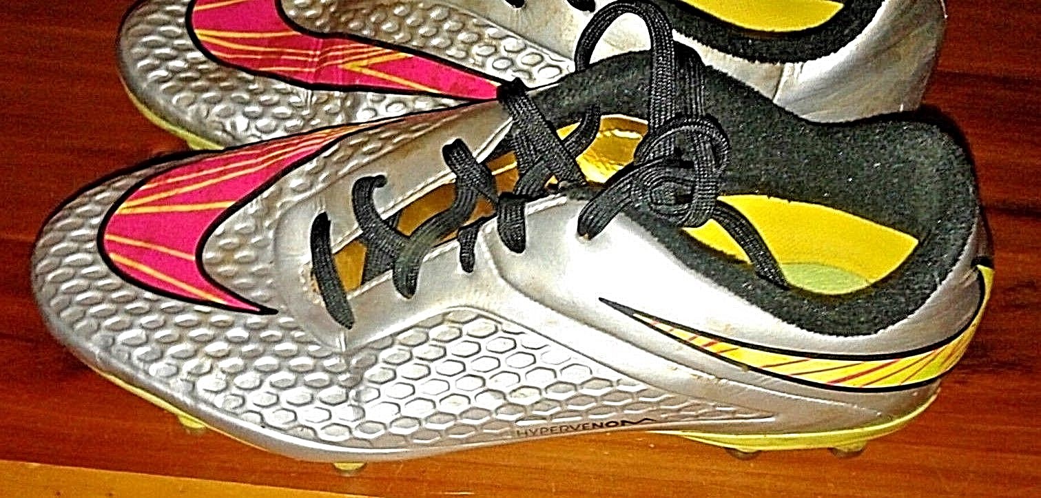 Nike Hypervenom スパイク ホワイト/ターコイズ Nike Hypervenom スパイク ホワイト/ターコイズ - メルカリ