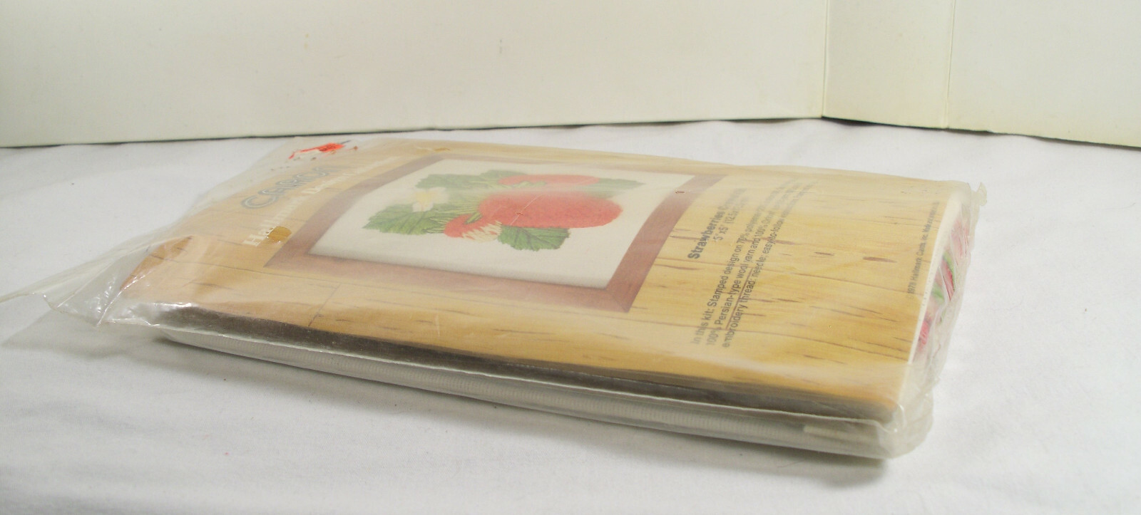 Caron Hallmark Design Collection Crewel Kit Strawberries 6423 5