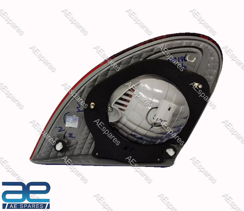 Tail Lamp Taillight Assembly RR RH For Toyota Corolla E120 81580-02070 