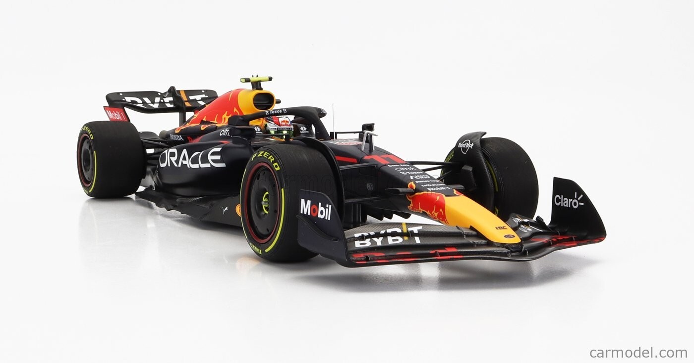 イッツァページレッドブル 1/18 Red Bull RB18 Winner Japan GP 2022 Champion Max