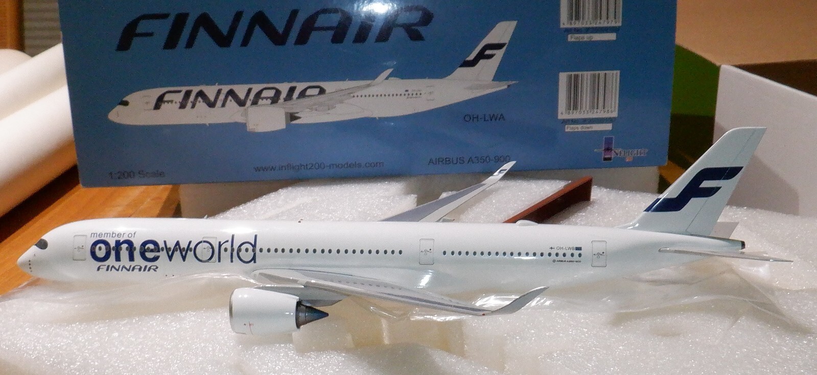 inflight 200 - 1:200 Finnair A350-900 #OH-LWB - 35010150 One inflight 200 - 1:200 Finnair A350-900 #OH-LWB - 35010150 One