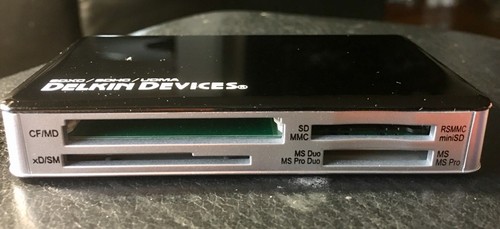 Delkin Universal Card Reader Pro High Speed
