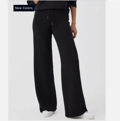 NWT Spanx Sz M Petite Pants Women's AirEssentials Black Wide Leg Pants