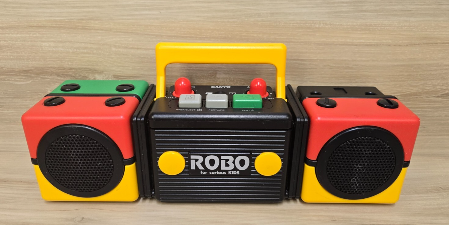 SANYO ROBOー01 ステレオカセットプレイヤー SANYO ROBOー01 ステレオカセットプレイヤー SANYO - SANYO