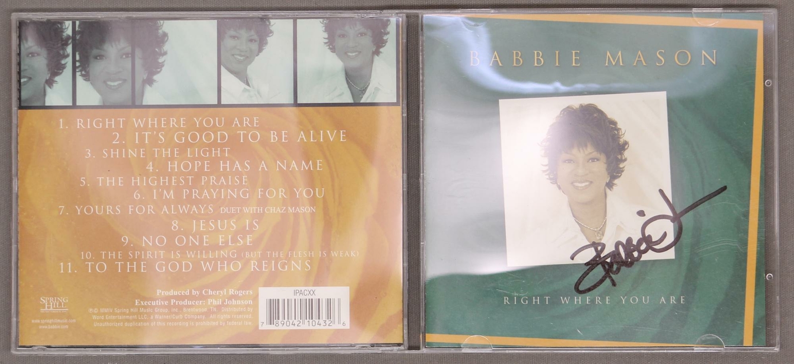 【中古】 Right Where You Are BabbieMason Autographed - Right Where You Are by Babbie Mason (2004