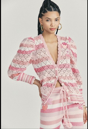 

LoveShackFancy Brody Hearts Strawberry Cherry Kawaii Cute Pink Cardigan  425 долларов США, Розовый