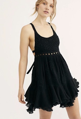 

Мини-платье Free People, инкрустированное бисером и вышитыми вырезами, Черный
