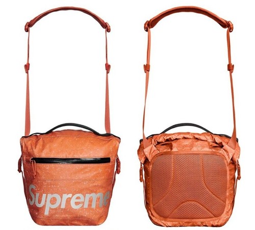 ショルダーバッグ Supreme Waterproof Reflective Speckled Shoulder Bag FW 20 Supreme Waterproof Reflective Speckled Shoulder Bag (FW20) - $98