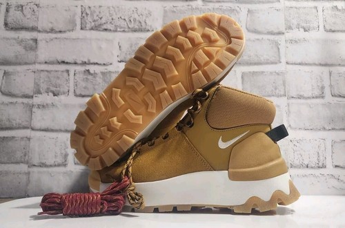 靴 25cm NIKE W CITY CLASSIC DQ5601-710 Nike City Classic Boot Wheat/Sail-Black DQ5601-710 US