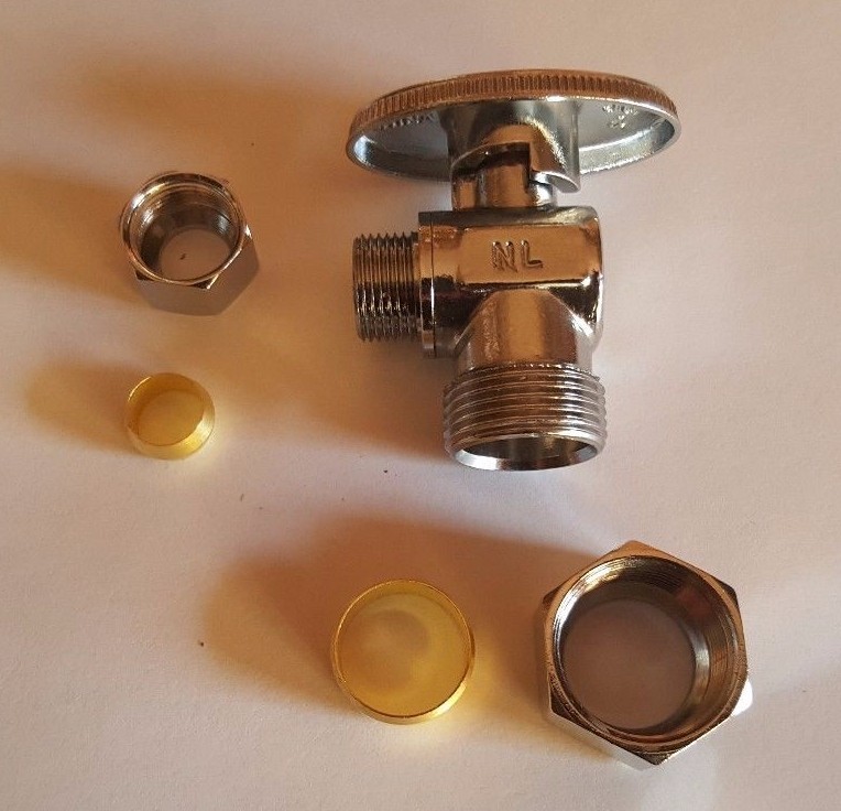 (54) 5/8" OD X 3/8" OD 1/4 TURN COMPRESSION ANGLE STOP VALVE FULL PORT LEAD FREE