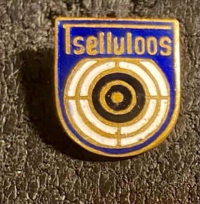 HEAVY METAL SHOOTING PIN BACK. SPORT CLUB TSELLULOOS.TALLINN.EESTI.HARJUMAA. RAR