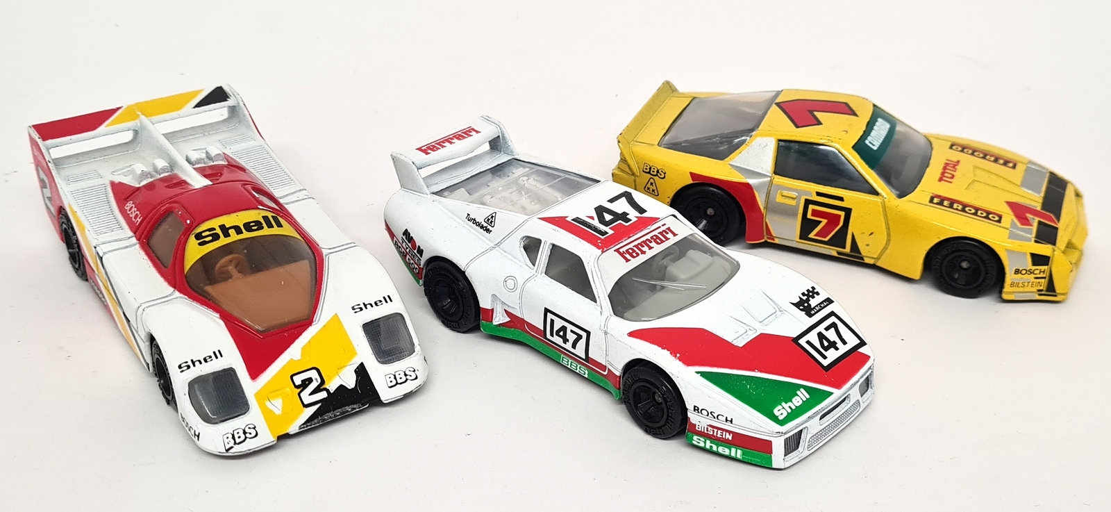 ミニカー 4台セットPorsche,Chevrolet CamaroSS BMW Matchbox Vintage Porsche, Chevy Camaro & Ferrari Race Cars
