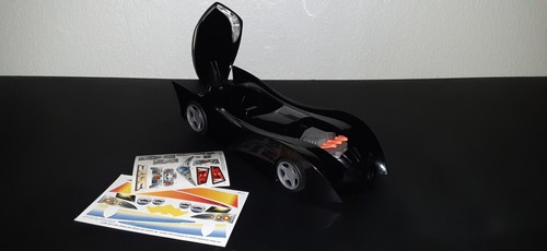 ミニカー BATMOBILE with Hidden Missile Launcher Batman