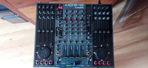DJ機材 Allen & Heath Xone:4D Allen and Heath Xone:4D Universal DJ Controller | zZounds