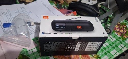 JBL TUNER 2 FM Portable FM Radio & Bluetooth Speaker Black JBL TUNER 2 FM Portable FM Radio & Bluetooth Speaker Black