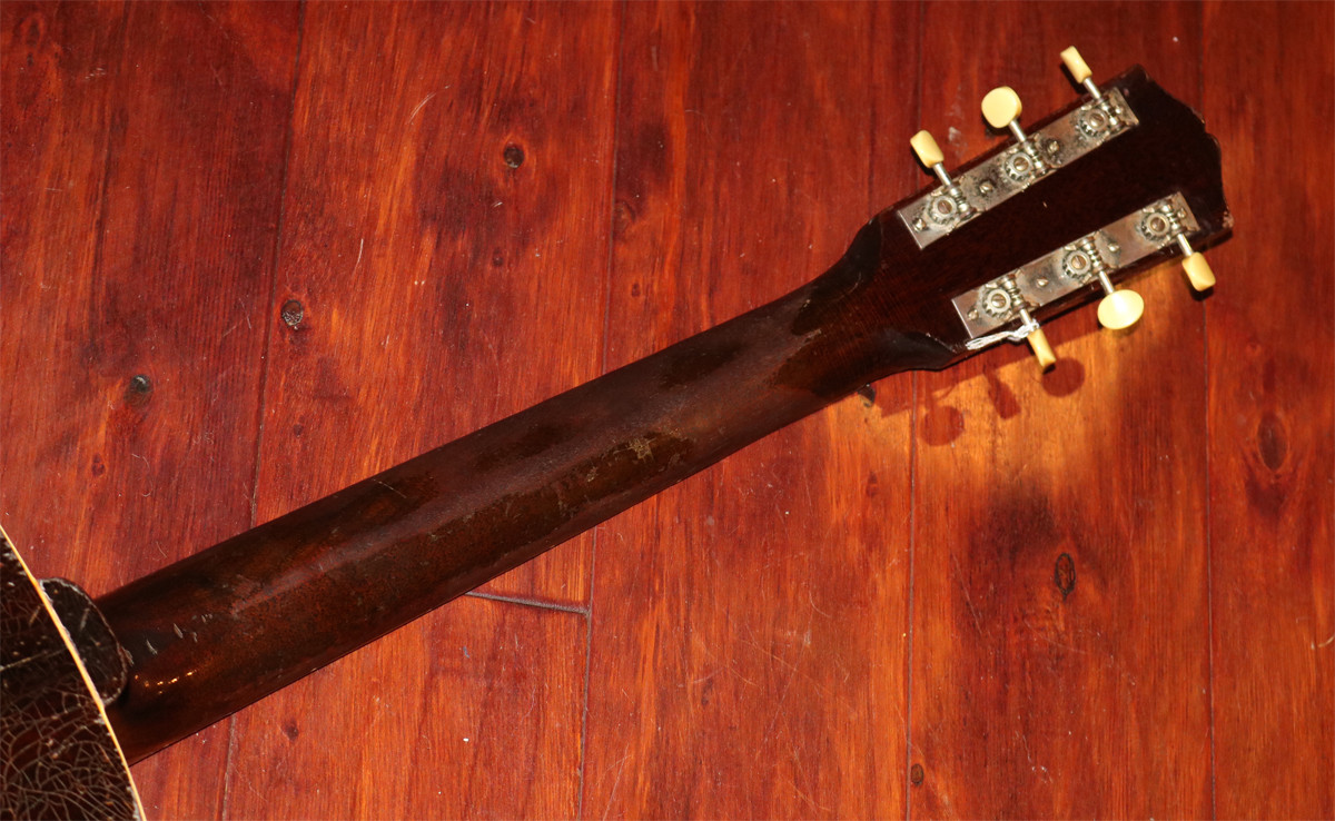 1937 Gibson J-35 Acoustic Guitar  (GIA0619)