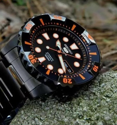 Pre-owned Seiko 5 Snzj21k1 Sport Automatic Black Orange Men Watch Steel 100m Snzj21