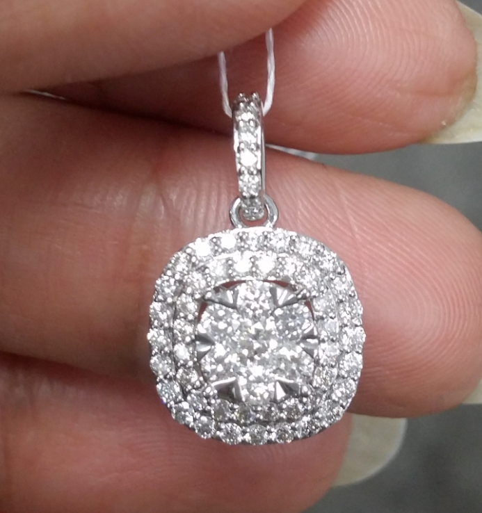 Pre-owned Handmade Steal Deal 0.80 Ctw Genuine Cluster Diamond Cushion Halo Pendant Charm 14k Gold