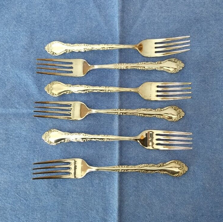 Forks Set Of 6 Rose Pattern Silverware