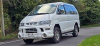 Fresh Import Mitsubishi Delica Spacegear Cry/LR L400 3.0 Auto 7 Seater MPV 4X4
