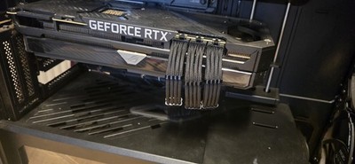 Foto dell'oggetto di un acquirente verificato