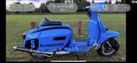 LAMBRETTAS Vespas scomadi Royal alloys scooters 