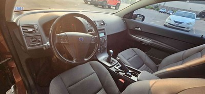 image 3 of interior