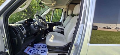 image 4 of interior