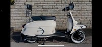 Royal Alloy GP 200 LC scooter