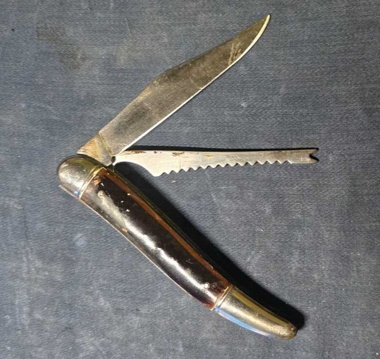 VINTAGE IMPERIAL PROVIDENCE R.I. USA FISHING KNIFE #0927-22