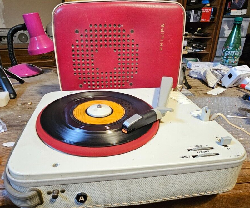 Electrophone Tourne Disque Philips Ng 2421 De 1962 Parfaitement Fonctionnel