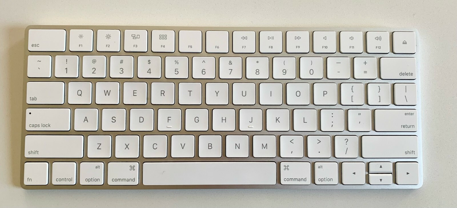 Apple Model A1644 Magic Keyboard - Broken Space Bar | eBay