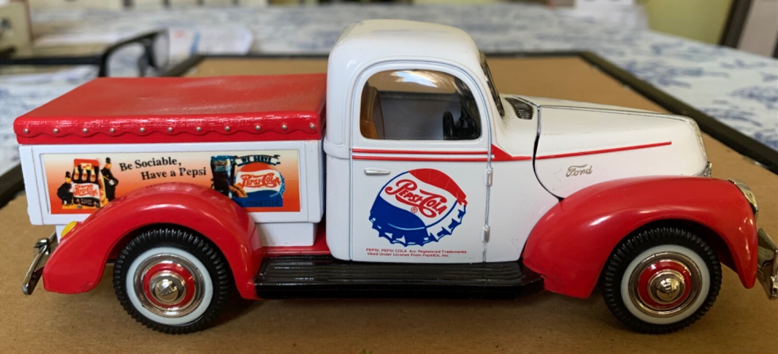 ペプシ100年記念フォード40’Sカー ペプシ100年記念フォード40'Sカー - メルカリ