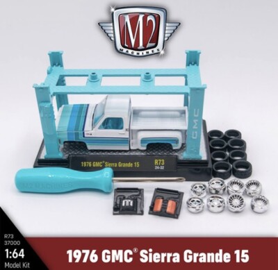 pre-orderM2 Machines  Desert Fox  1976 GMC Sierra Grande 15 Model KIT 1:64 SCALE