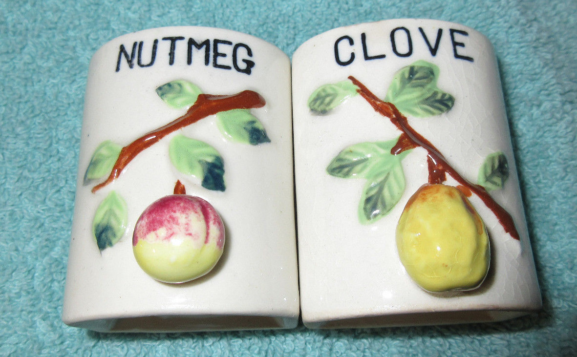 Lot Of 6 Spice Containers: Vintage: No stoppers