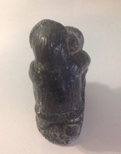 VINTAGE NATIVE AMERICAN INUIT ESKIMO HAND CARVED STONE HUMAN FIGURES SCULPTURE