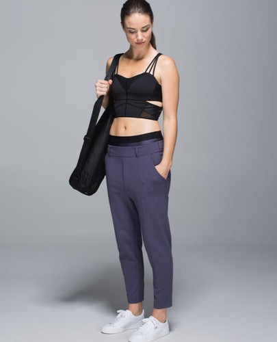 Lululemon パープル ヨガレギンス XS Moisture-Wicking Leggings | lululemon