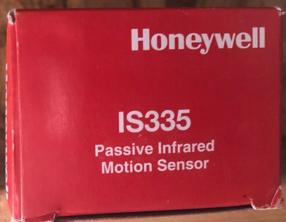Brand New Honeywell IS335 WIRED PIR Motion Detector, 40′ x 56′ (Hardwired)