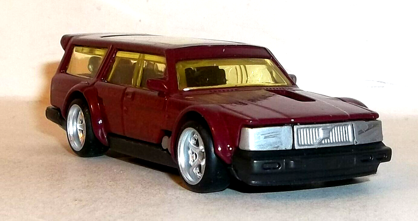 ミニカー Hot Wheels Volvo 240 Drift Wagon Hot Wheels 2023 Super Treasure Hunt Volvo 240 Drift Wagon