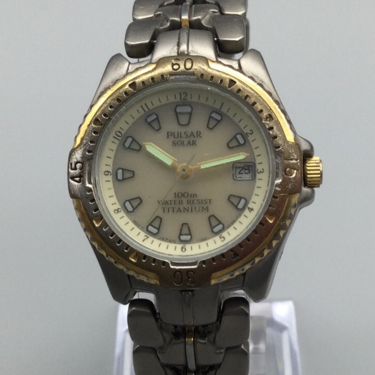 ソルオル トゥド パサ モデル solol-todopasa model Pulsar Solar Watch Women 30mm Silver Gold Tone Date V182