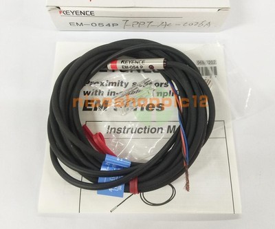 1piece NEW KEYENCE EM-054P proximity switch sensor