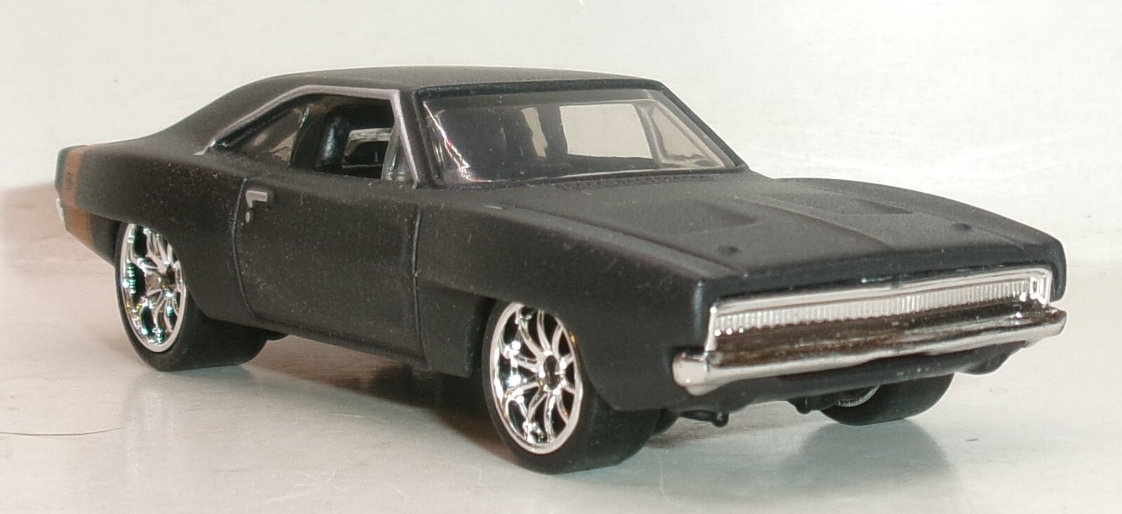 ミニカー Hot Wheels '68 Dodge Charger 1:18 Amazon.com: Hot Wheels Fast and FURIOUS Dominic Toretto Auto