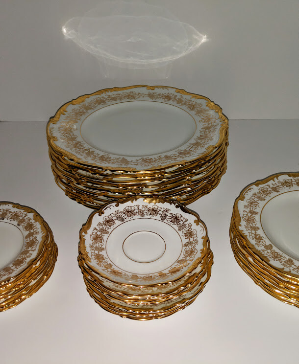 Coalport Hazelton China 32 Plates and Saucers